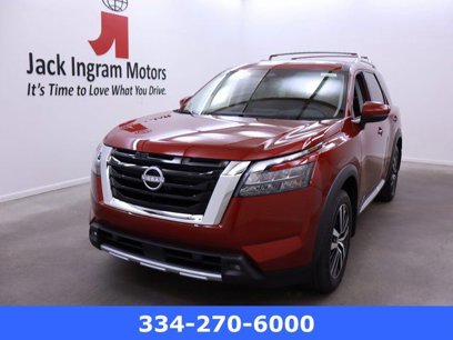 New 2025 Nissan Pathfinder Platinum w/ Cargo Package