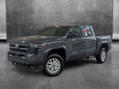 New 2025 Toyota Tacoma SR5