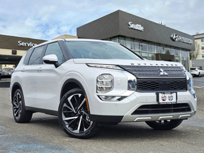 Used 2023 Mitsubishi Outlander SE