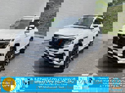 New 2025 Volkswagen Atlas SEL Premium R-Line