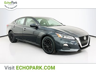 Used 2022 Nissan Altima 2.5 SV