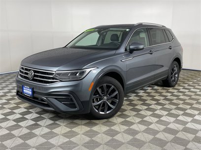 Used 2022 Volkswagen Tiguan SE w/ Panoramic Sunroof Package