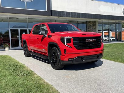 New 2025 GMC Sierra 1500 Elevation w/ Elevation Premium Package