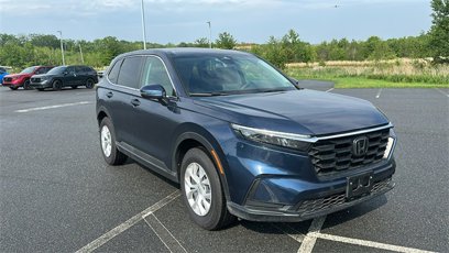 Used 2025 Honda CR-V LX