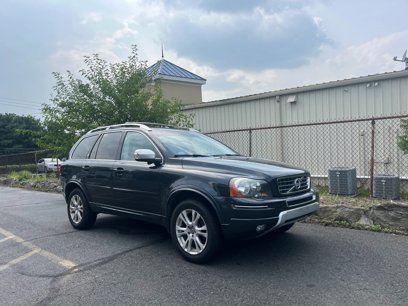Used 2014 Volvo XC90 3.2 w/ Climate Package