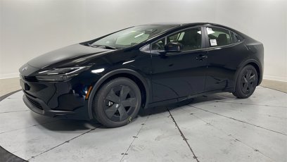 New 2025 Toyota Prius LE