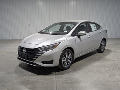 New 2025 Nissan Versa SV w/ Trunk Package