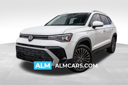 Used 2025 Volkswagen Taos SE