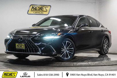 Used 2024 Lexus ES 300h w/ Premium Package