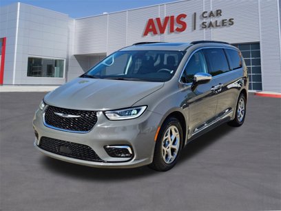 Used 2023 Chrysler Pacifica Limited