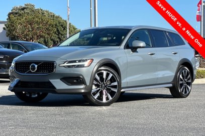 Used 2024 Volvo V60 B5 Cross Country Ultimate