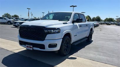 New 2025 RAM 1500 4x4 Crew Cab