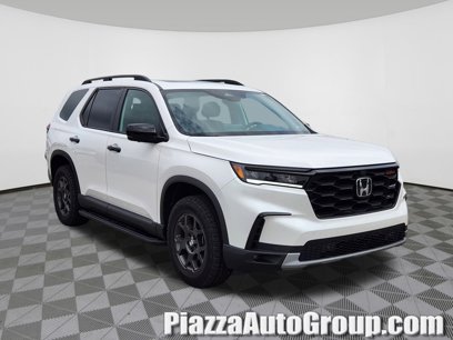 Used 2025 Honda Pilot TrailSport