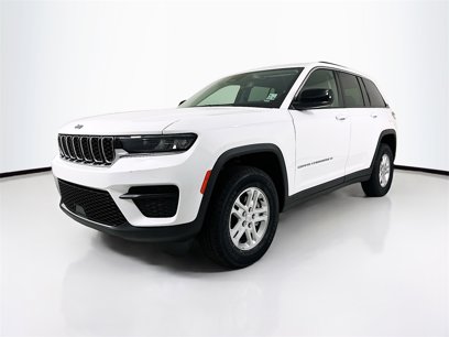 Used 2023 Jeep Grand Cherokee Laredo