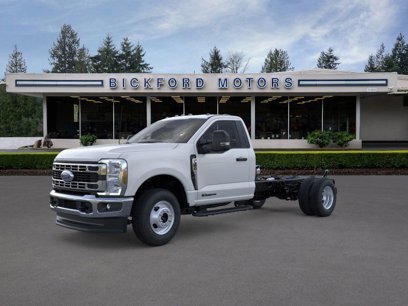 New 2025 Ford F350 XL w/ XL Chrome Package