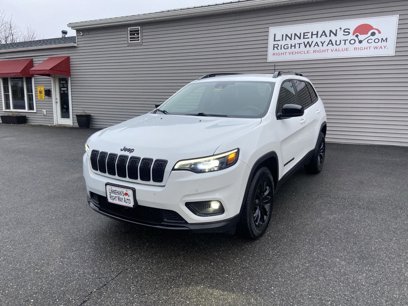 Used 2023 Jeep Cherokee Altitude Lux