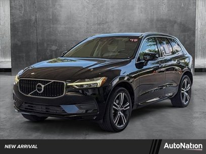 Used 2019 Volvo XC60 T5 Momentum w/ Premium Package