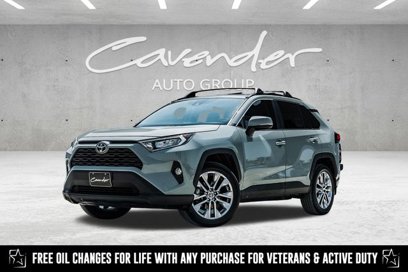Used 2021 Toyota RAV4 XLE Premium w/ Carpet Mat Package (TMS)