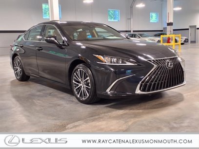 New 2025 Lexus ES 300h w/ Premium Package