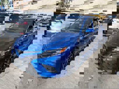 Used 2019 Toyota Camry SE