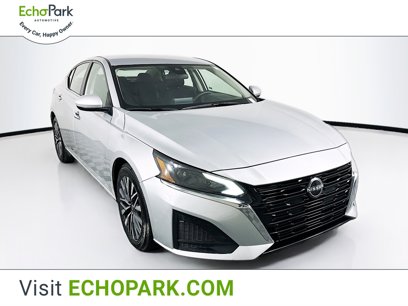 Used 2023 Nissan Altima 2.5 SV
