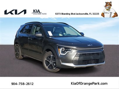 New 2025 Kia Niro EX