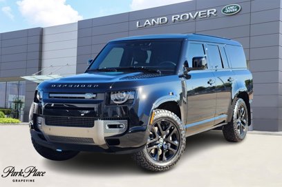 New 2025 Land Rover Defender 130 Outbound