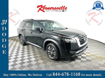 Used 2022 Nissan Pathfinder SV