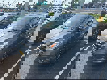Used 2018 Ford Focus SEL w/ Cold Weather Package