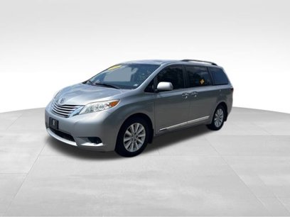Used 2016 Toyota Sienna LE