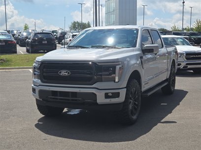 New 2025 Ford F150 Lariat w/ Equipment Group 501A Mid