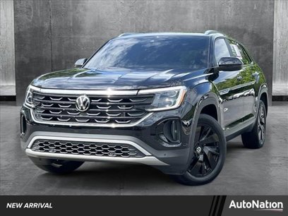 Used 2024 Volkswagen Atlas Cross Sport SE w/ Panoramic Sunroof Package