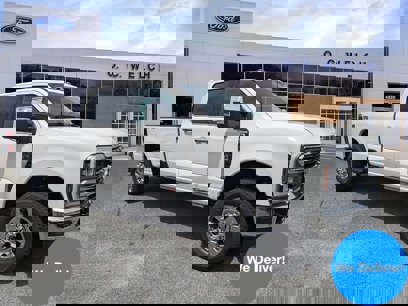 New 2025 Ford F350 King Ranch w/ Chrome Package