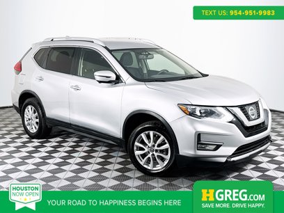 Used 2017 Nissan Rogue SV