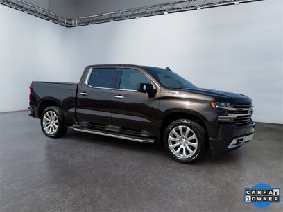Used 2019 Chevrolet Silverado 1500 High Country w/ Technology Package