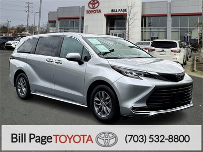 Certified 2022 Toyota Sienna XLE