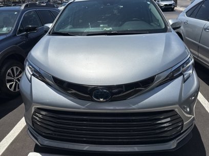 Used 2023 Toyota Sienna Limited