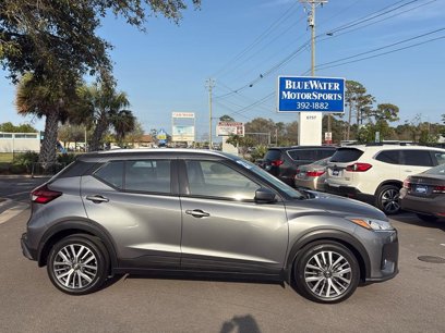 Used 2021 Nissan Kicks SV