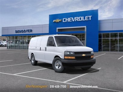 New 2025 Chevrolet Express 2500 w/ Communications Package