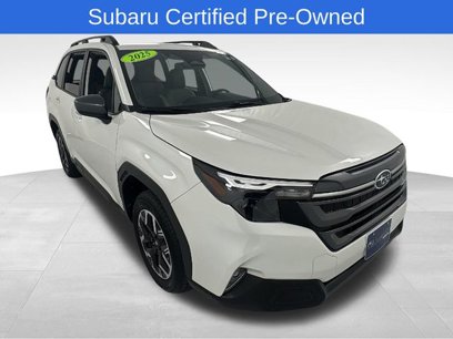 Used 2025 Subaru Forester Premium w/ Convenience Package #1