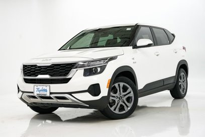 Used 2023 Kia Seltos LX