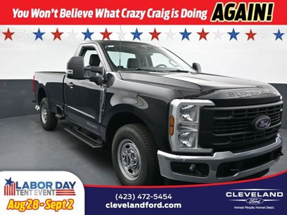 New 2025 Ford F250 XL w/ XL Chrome Package