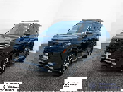 New 2025 Volkswagen Tiguan SE
