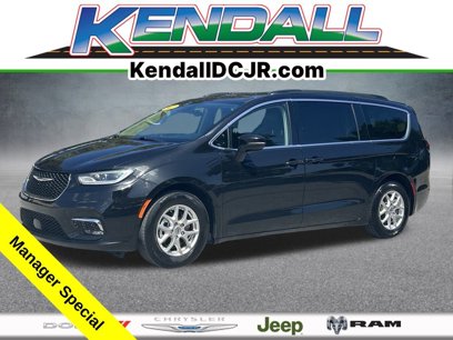 Certified 2022 Chrysler Pacifica Touring-L