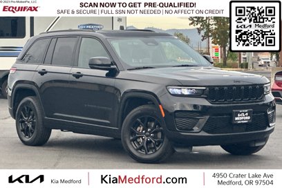 Used 2024 Jeep Grand Cherokee Altitude