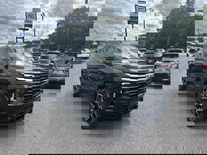 New 2025 Chevrolet Traverse High Country w/ LPO, Illumination Package