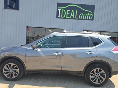 Used 2016 Nissan Rogue SL w/ SL Premium Package
