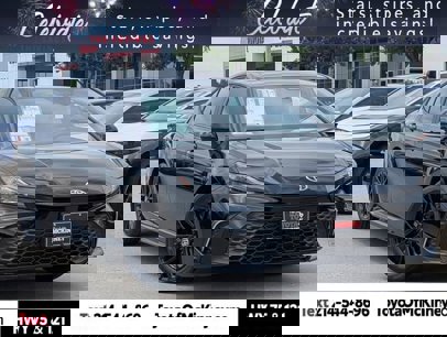 New 2025 Toyota Camry SE
