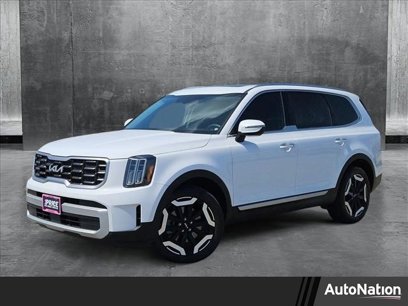 Used 2024 Kia Telluride S w/ S Sunroof Package