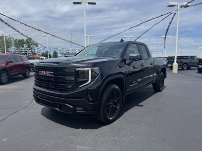 Used 2023 GMC Sierra 1500 Pro w/ Graphite Edition